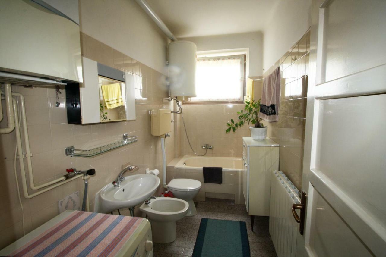 Apartment Persich Pula Ngoại thất bức ảnh